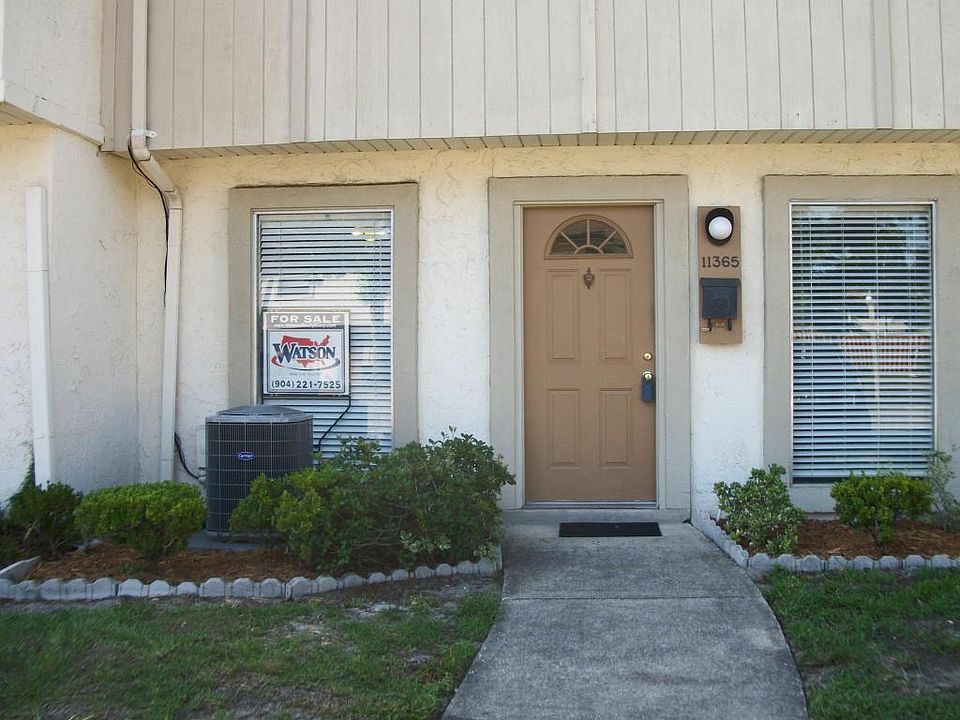 1st image of 11365 Bedford Oaks Dr