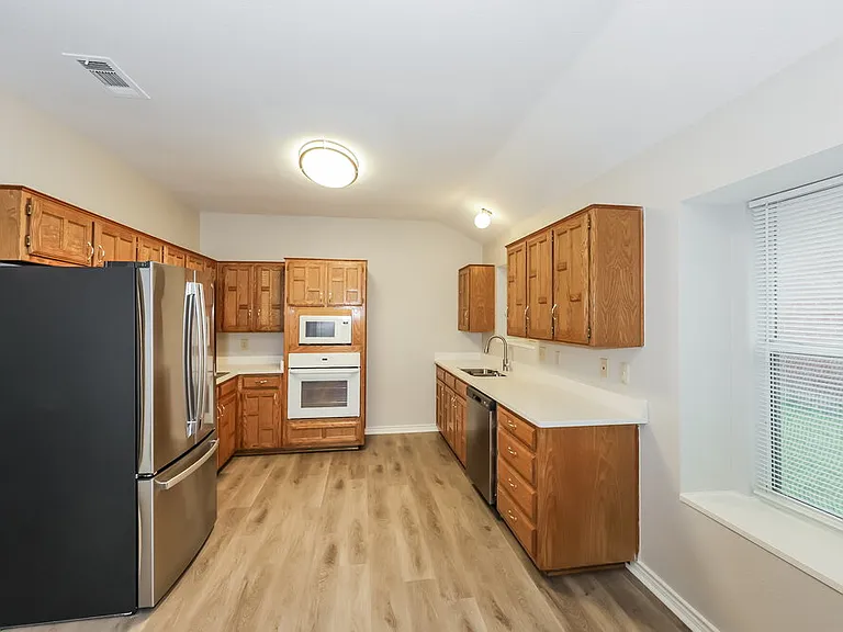 7605 Colfax Dr — Photo 7