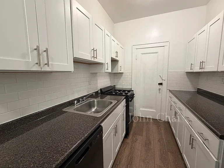 2051 Commonwealth Ave #5 — Photo 14