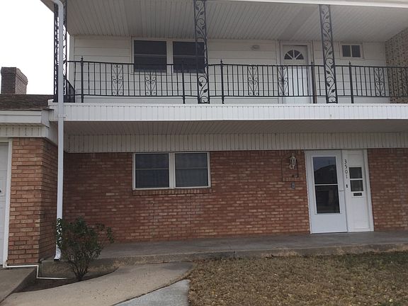 3rd image of 3501 Janet Dr