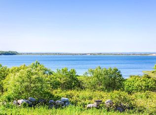 2 Chockers Ln, Chilmark, MA 02535