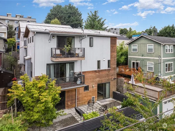 1829 27th Avenue, Seattle, WA 98122
