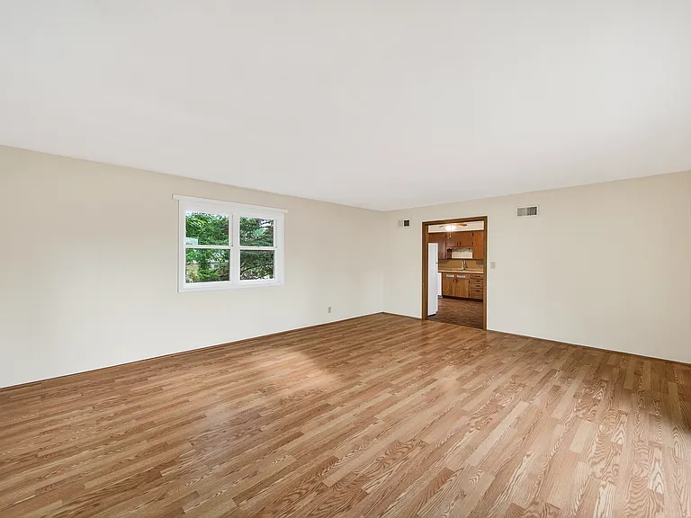 4000 Hayes St NE #2 — Photo 10