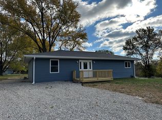 509 S Mayhall St, New London, MO 63459