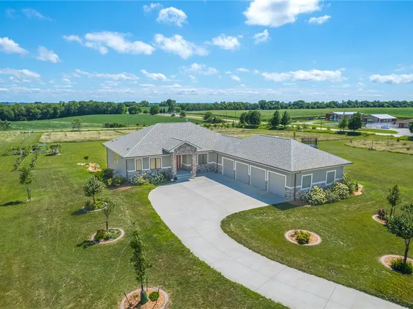 25562 Riverview Ridge Rd, Adel, IA 50003