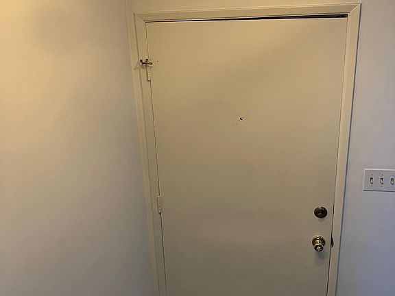 3rd image of 111 Suffolk Ave APT H