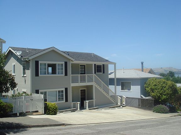 2nd image of 538 Easterby St