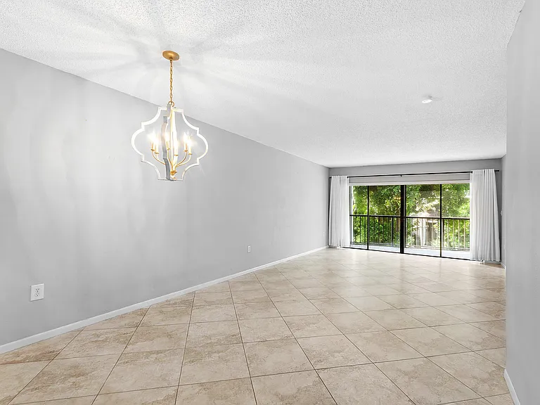 3605 S Ocean Blvd — Photo 10