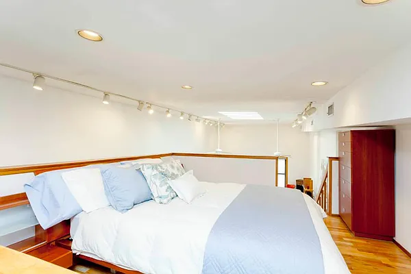 Rented by Town Residential | media 34