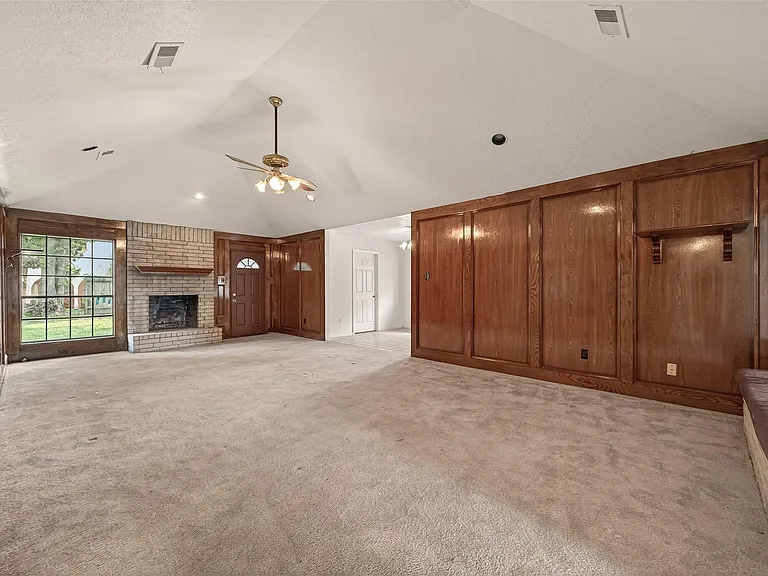 12835 Woodlite Ln — Photo 8