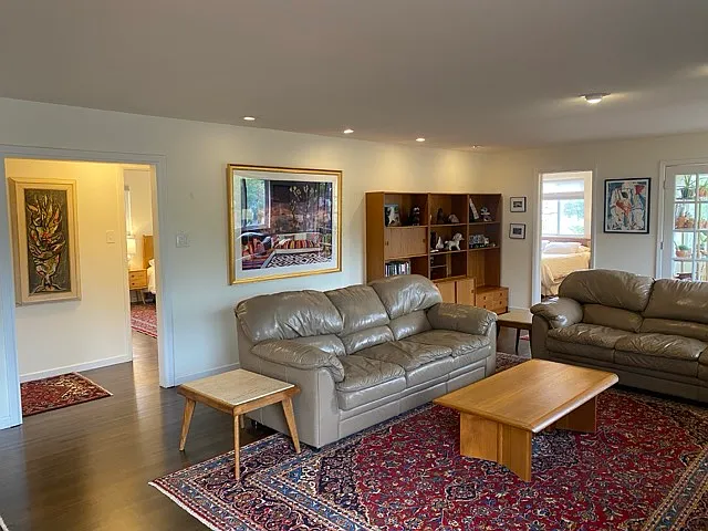 224 Hermosa Dr SE — Photo 159