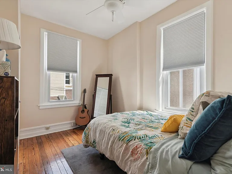 889 N Bucknell St — Photo 15