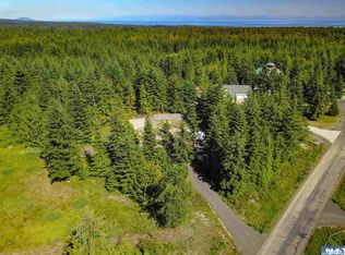 113 N Windflower Ln, Port Angeles, WA 98362
