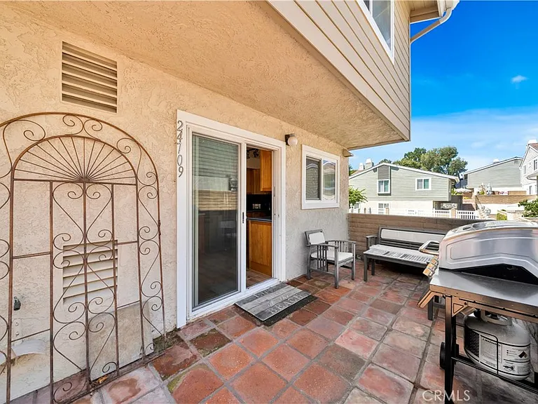 24709 Santa Clara Ave — Photo 22