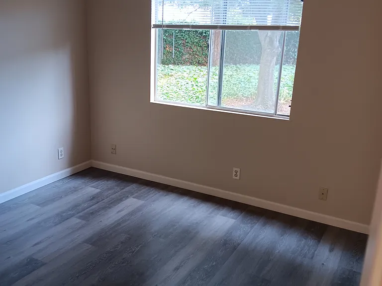 6104 Civic Terrace Ave #B — Photo 8