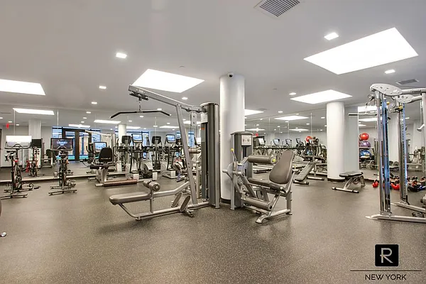 Sold by R New York | media 17