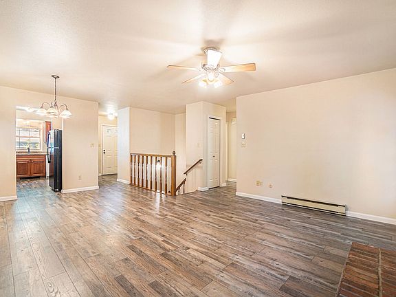 5th image of 1339 Village Park Ct