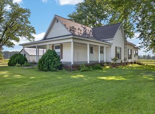 10456 N 50 E, Plainville, IN 47568