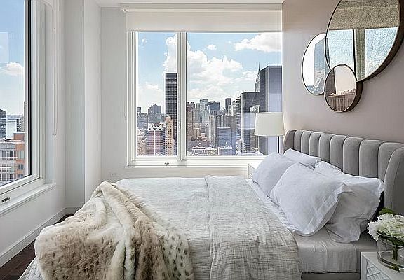 4th image of 232 E 54th St APT 32C