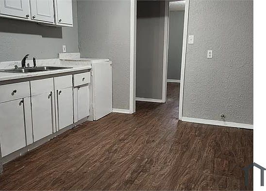 5th image of 2030 Meharry Ave