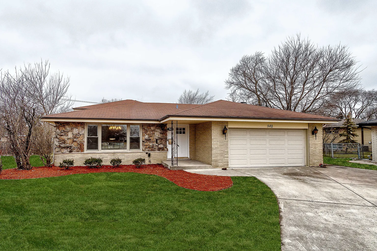 948 E 170th Pl photo 1