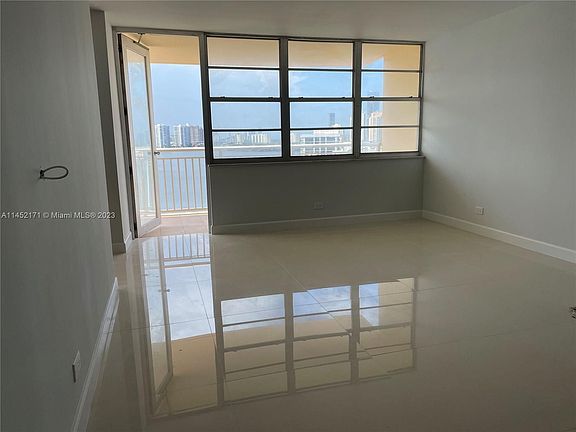4th image of 251 174th St APT 1418
