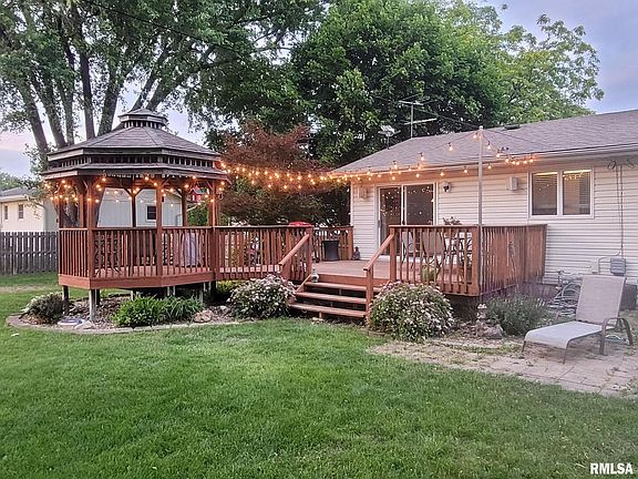 3rd image of 313 Wilshire Dr