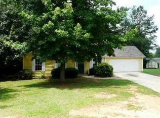 13 Lancelot Ct, Cartersville, GA 30121