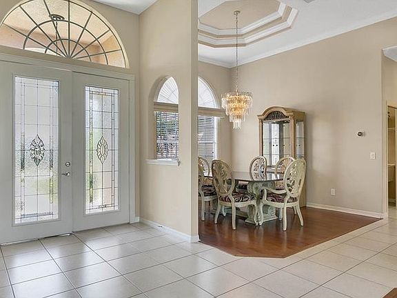 5th image of 16346 Florence Oak Ct