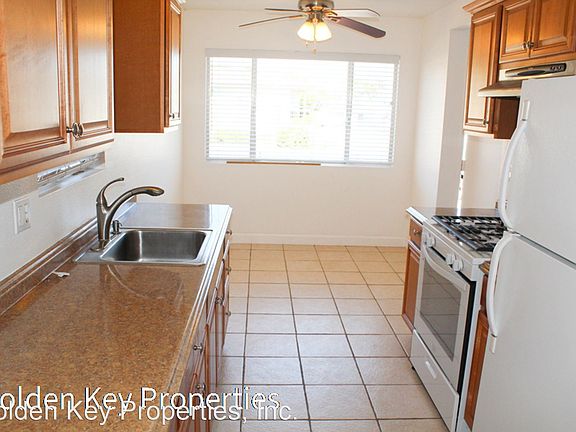 4th image of 3255 Buena Hills Dr