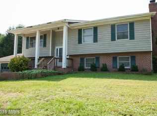 11717 Gordon Rd, Fredericksburg, VA 22407