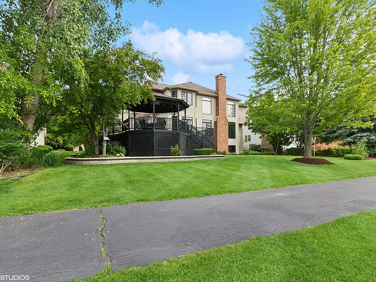 3304 Rollingridge Rd — Photo 6