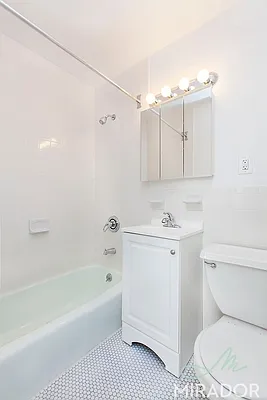 Rented by Mirador Real Estate | media 14