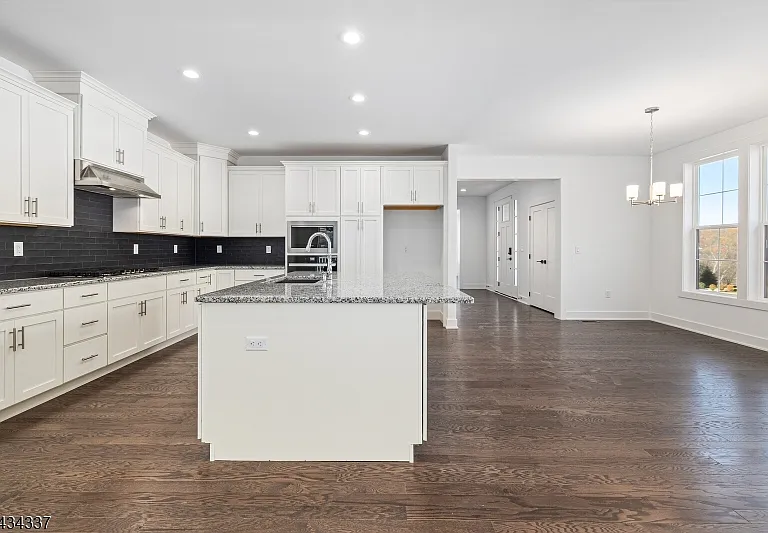 45 Swenson St — Photo 23