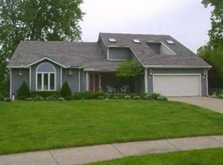 2416 Park Pl, Westlake, OH 44145