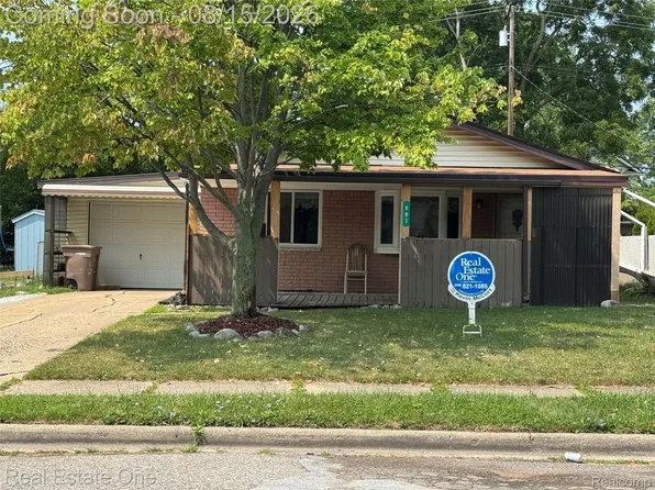 897 Kenilworth Ave, Pontiac, MI 48340