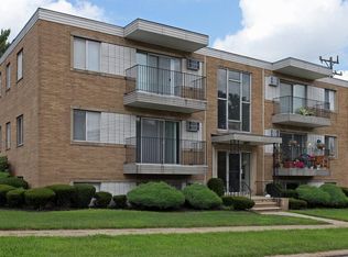 4000 Fruitland Dr, Cleveland, OH 44134