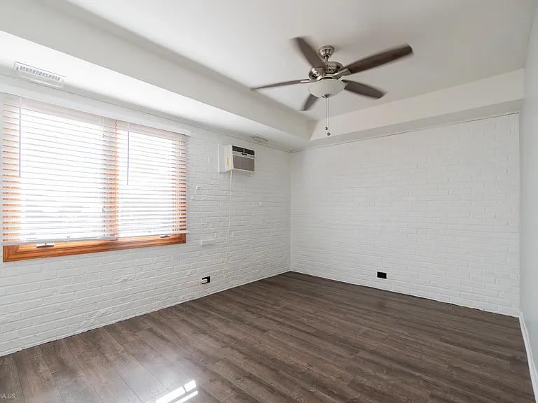 455 W Grant Pl #3 — Photo 11