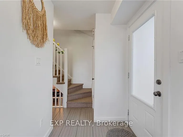 487 East Ave #5 — Photo 12