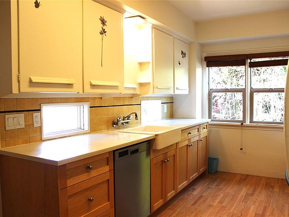 4th image of 172 Bryden St