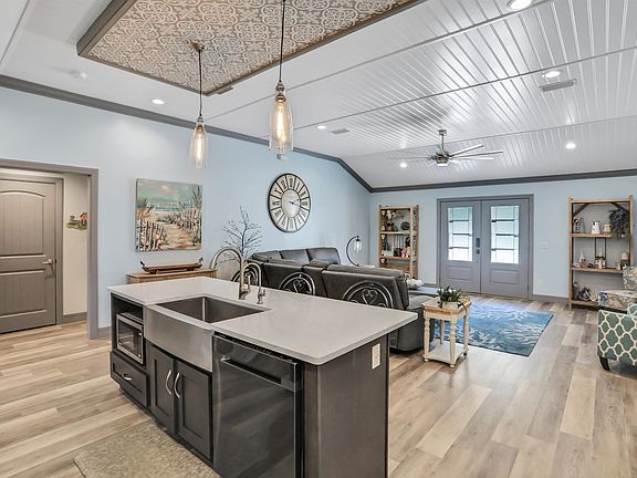 4th image of 21 Casa Bay Pl