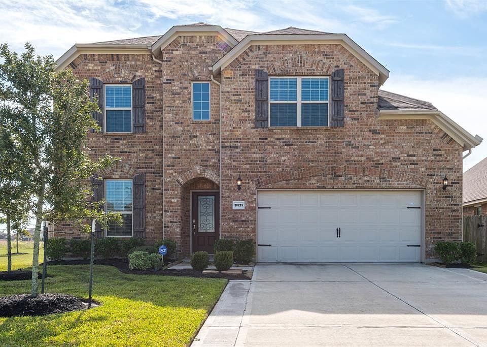 1st image of 30225 Creekside Dr