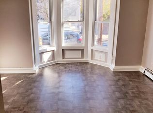 283 S 11th St #1, Newark, NJ 07103