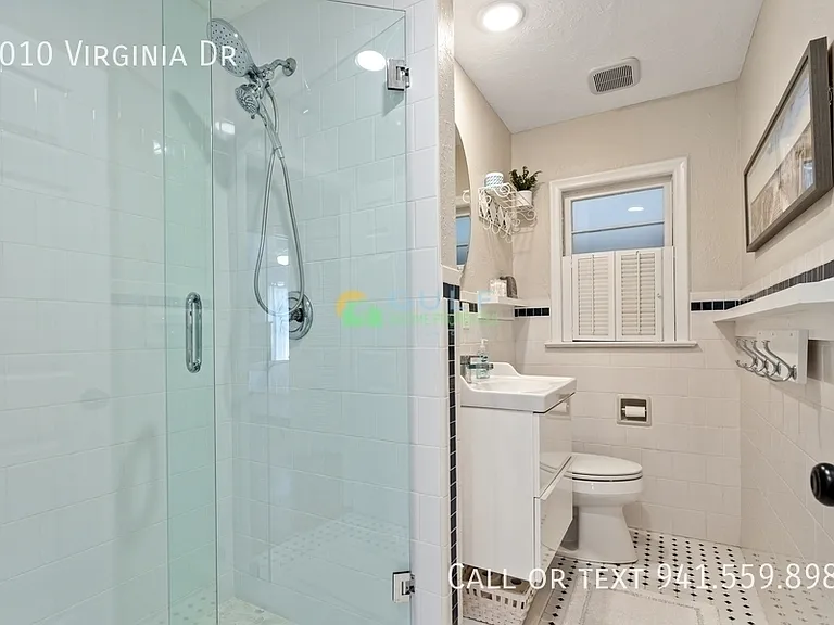 1010 Virginia Dr — Photo 19