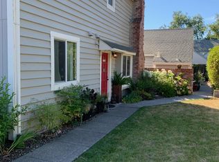 660 Rinaldo St, Santa Rosa, CA 95409