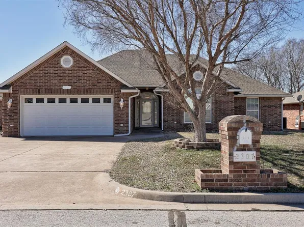 2307 Headwind Dr, Purcell, OK 73080