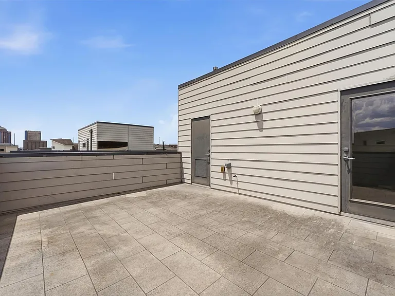 2338 Commerce St — Photo 27
