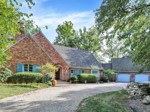 11011 Brigantine Dr, Indianapolis, IN 46256