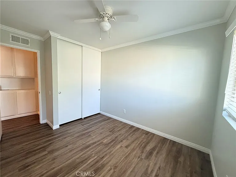 20120 Runnymede St #15 — Photo 10