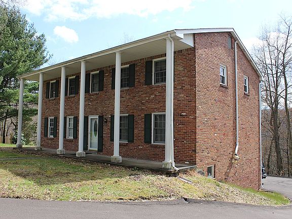 5th image of 3200 Cambridge Ct